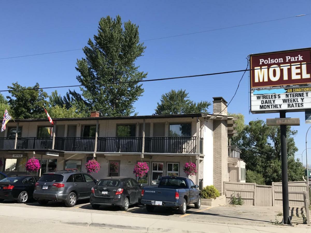 Polson Park Motel Vernon Exterior photo